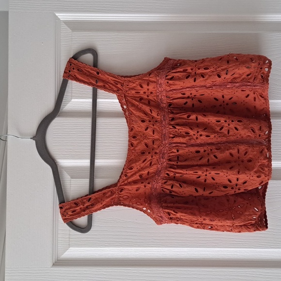 "La Boheme" by Wilfred, rusty orange eyelet tank, size small. - Picture 5 of 10
